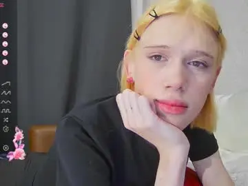 Chaturbate Live Sex Cam of mun_poli