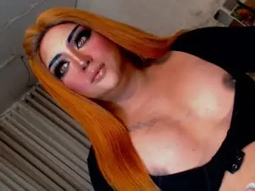milkshakelavinia from chaturbate