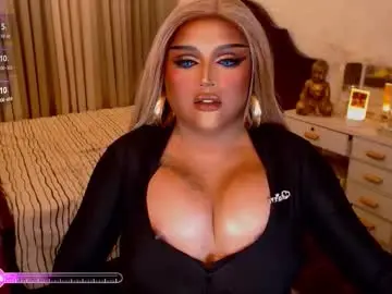 Chaturbate Live Sex Cam of milkshakelavinia