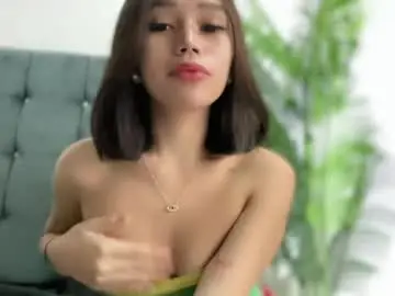 Chaturbate Live Sex Cam of lovely_cittie18
