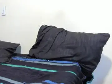 Chaturbate Free Live Porn of karoli_sanz