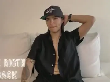 Chaturbate Free Live Porn of liiam_smith_