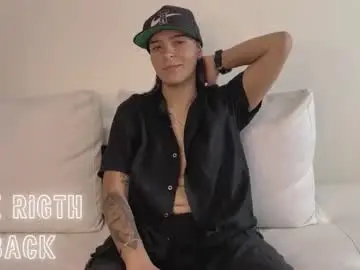 Chaturbate Sex Cam of liiam_smith_