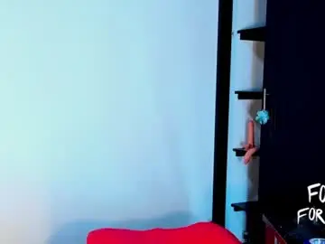 Chaturbate Live Sex Cam of alisshot66
