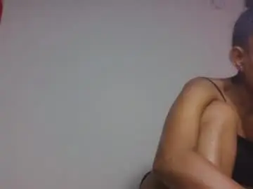 Chaturbate Live Sex Cam of tsaraflorida