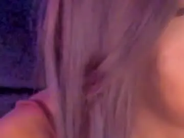 Chaturbate Sex Chat of goddessbarbiecum4u