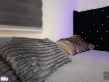 Chaturbate Best live sex cam show of lily_ash