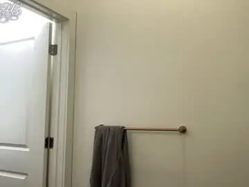 Chaturbate Live Porn of sissyblkgoddess_