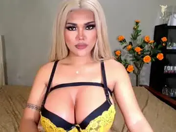 Chaturbate Nude Webcam of chinita_titi
