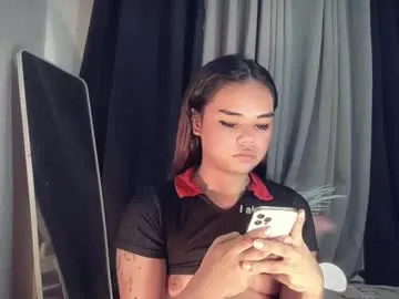 Chaturbate Free Live Porn of urasian_france69