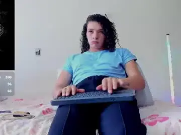 Chaturbate Adult Webcam of louise_22cm