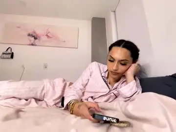 Chaturbate Best live sex cam show of yungfemslut