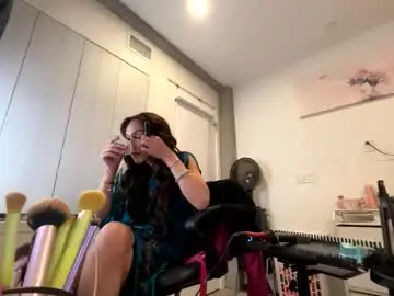 Chaturbate Adult Video Chat of yungfemslut