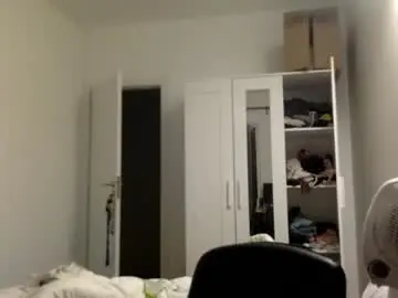 Chaturbate Adult Webcam of sexysmokingstefanie