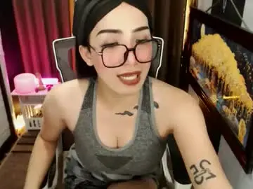 Chaturbate Watch Live Sex Cams of yassiered