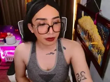 Chaturbate Watch Live Sex Cams of yassiered
