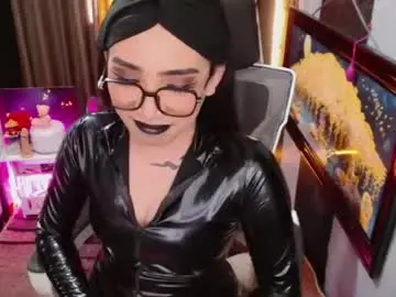 Chaturbate Free Live Porn of yassiered