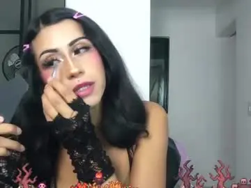 Chaturbate Live Sex Cam of mistery_femenino