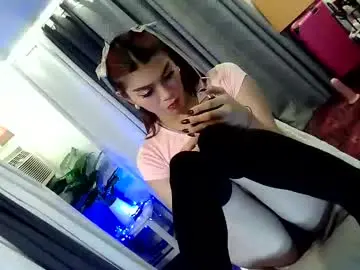 Chaturbate Free Porn Cam of sweetie_fox69