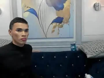 Chaturbate Live Sex Cam of sophiesexxx_