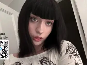 Chaturbate Live Sex Cam of vailyreb