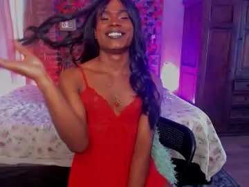 Chaturbate Live Sex Cam of thegoldenbitch