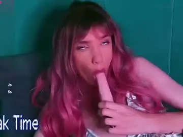 Chaturbate Free Porn Cam of translustybabe
