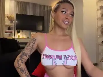 Chaturbate Live Sex Cam of xmonstrouscockivy