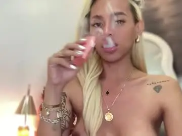 Chaturbate Live Sex Cam of xmonstrouscockivy