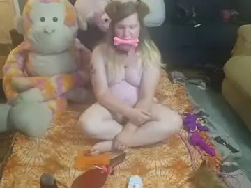 Chaturbate Adult Video Chat of puppygirllovestobeg