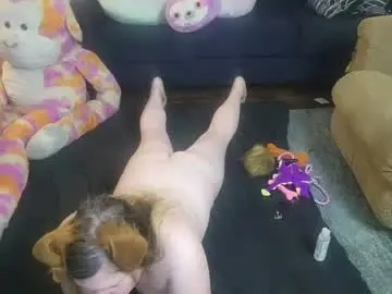 Chaturbate Live Sex of puppygirllovestobeg