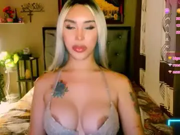 Chaturbate Sex Cam of mesmerizingfuckdoll