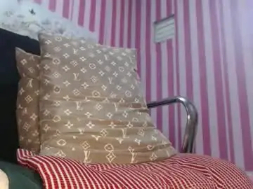 Chaturbate Nude Webcam of xxrowenatastycockforyouxx