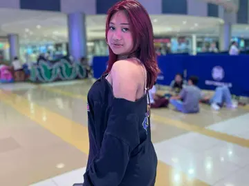 Imlive Sex Cam of CaptivatingDoll