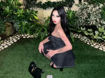 Livejasmin Adult Video Chat of KriziaKinley