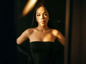 Livejasmin Sex Cam of LianaMaeSilvano