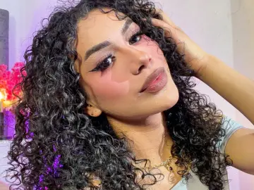 LyaDumont from livejasmin