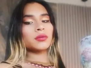 Streamate Free Live Porn of CamerunNiiaza