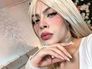 Streamate Live Sex of Karolfoxxi