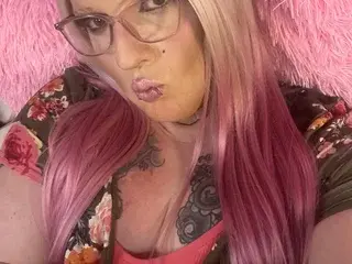 Streamate Live Sex Cam of Blakelytgirl