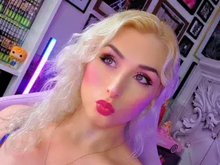 Streamate Best live sex cam show of MadameBlonde