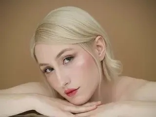 Streamate Nude Webcam of valentinadelacruz