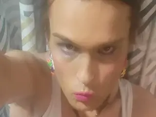 Streamate Adult Webcam of PrettyFreeUseTrans