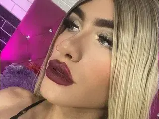 Streamate Best live sex cam show of Zamara_Kleii