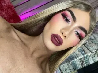 Streamate Watch Live Sex Cams of Zamara_Kleii