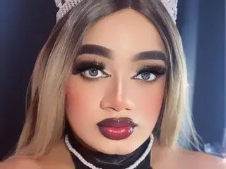 Streamate Sex Chat of LunaSofiaSmith