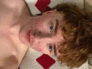 SexyTranny21 from streamate