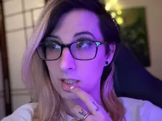 Streamate Sex Cam of TinyTarrow