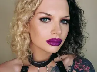 Streamate Watch Live Sex Cams of MissAliceBlack