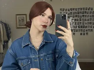 Streamate Live Sex Cam of rossemerry